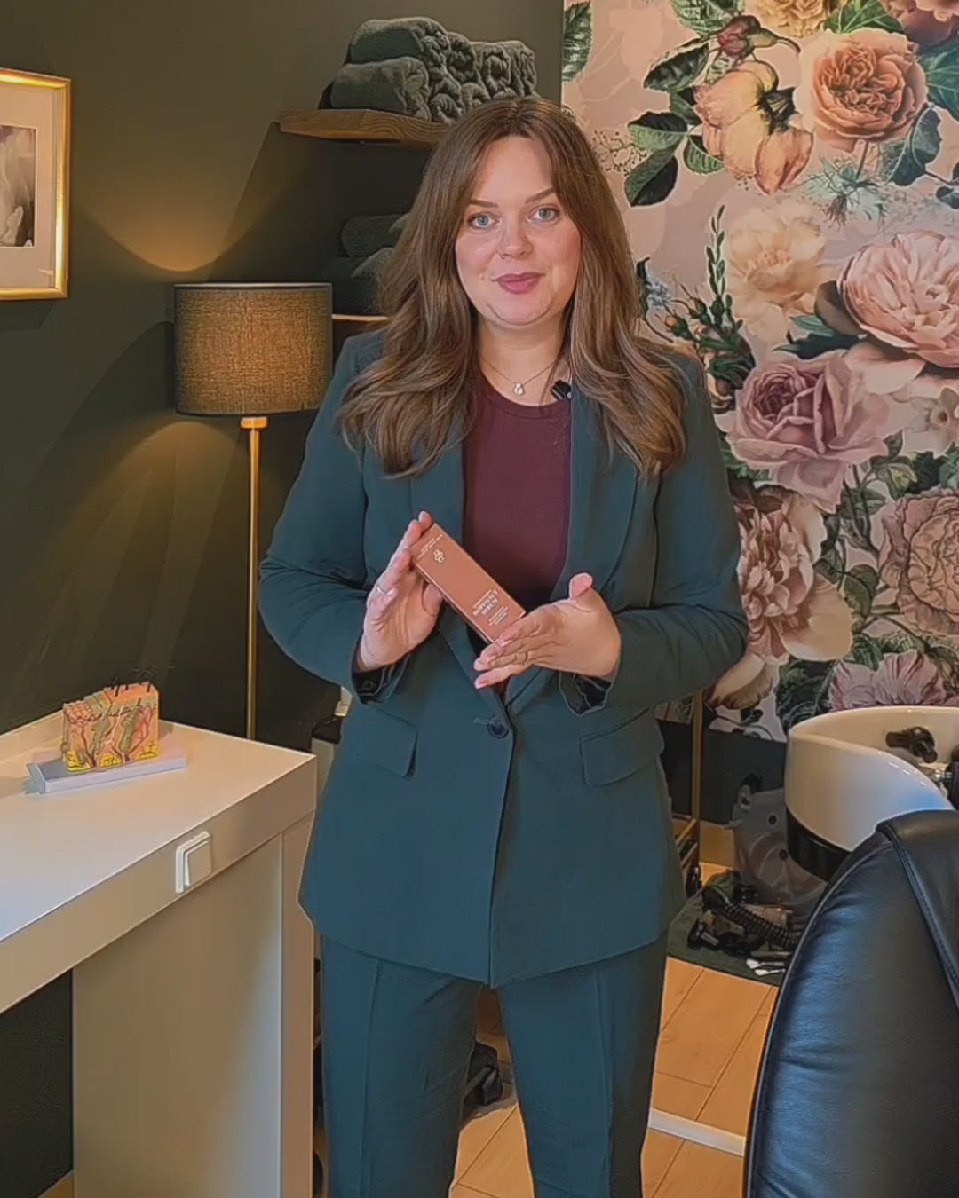 Video laden: Aufbauendes Kopfhautserum